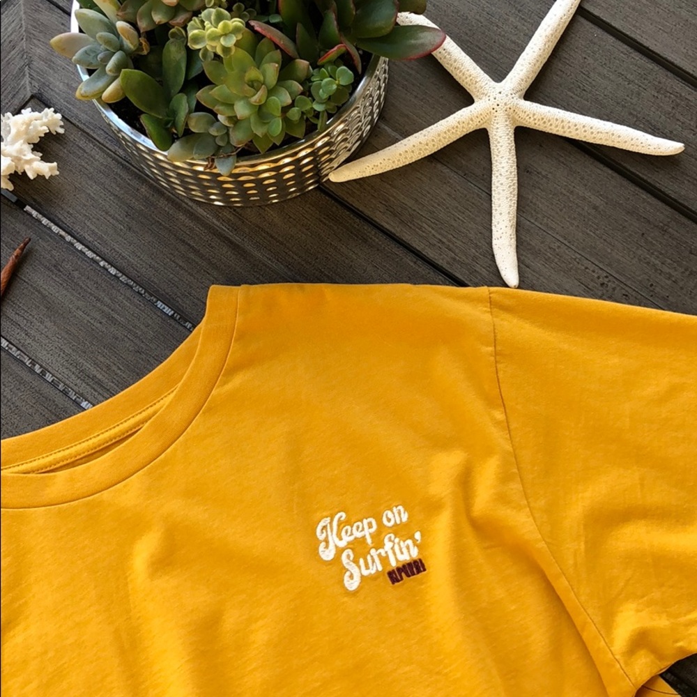 🌴🌼RIP CURL- KEEP ON SURFIN CROP TOP🌼🌴 - Picture 8 of 13